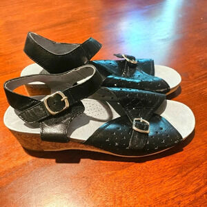 Leather wedge sandals size 10